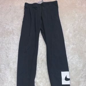 Black Nike leggings full length